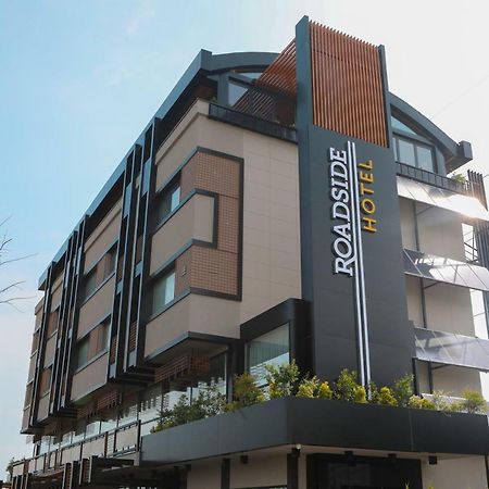 Roadside Hotel Lipjan Dış mekan fotoğraf